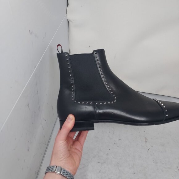 CHRISTIAN LOUBOUTIN MENS Black Smooth Leather Chelsea Cloo Spike Oxford Boot main image 6